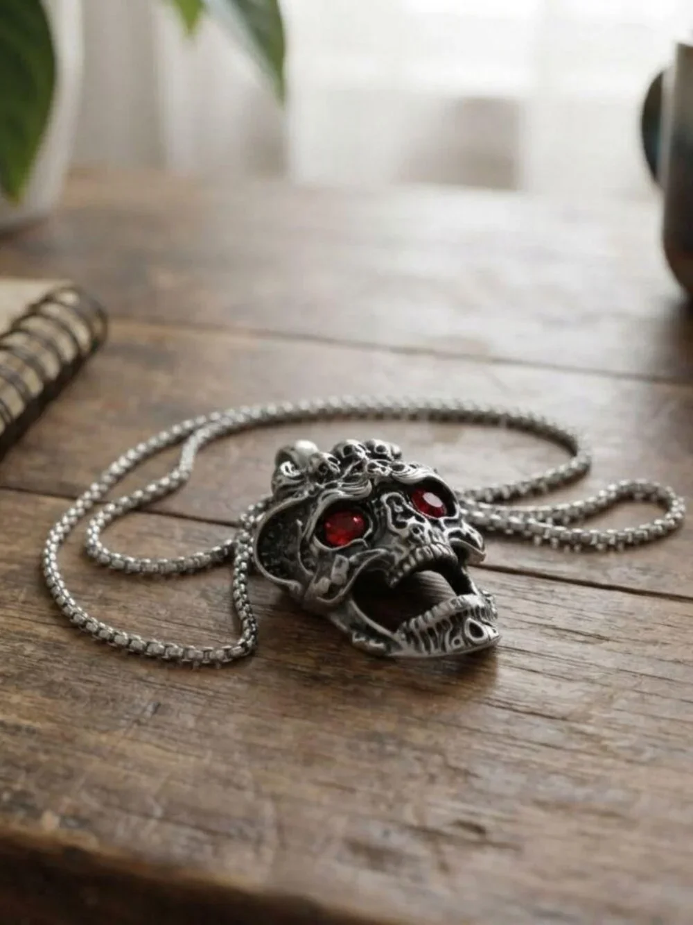 Mens stainless steel simple skull pendant necklace silvery